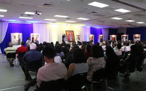 Washington SyCip’s family and friends, joined by the AIM community, pay homage to the AIM Founder at his memorial service. Pictured speaking is Napoleon Nazareno, former AIM Chairman of the Board.